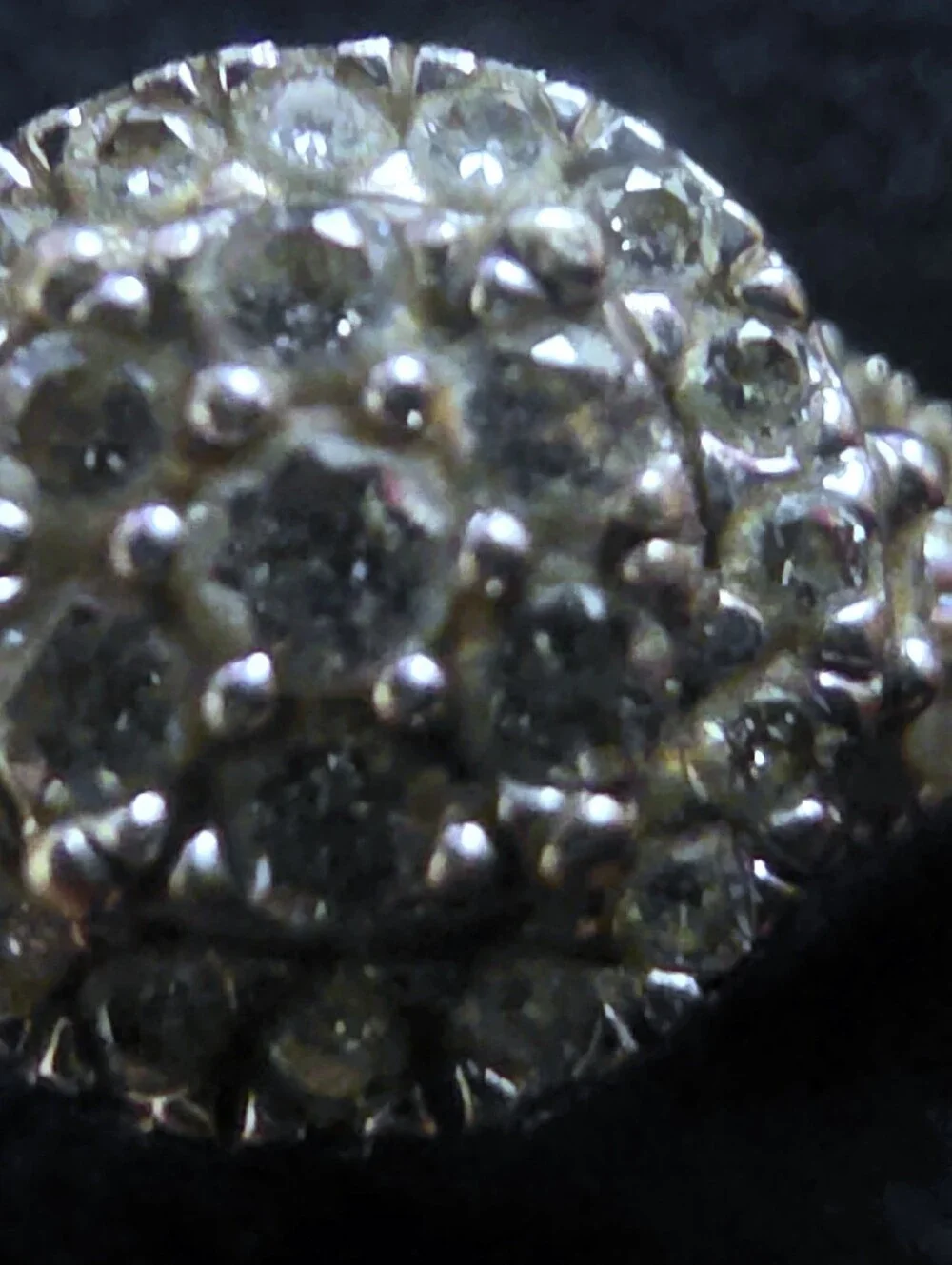 10k Diamond White Gold Ring